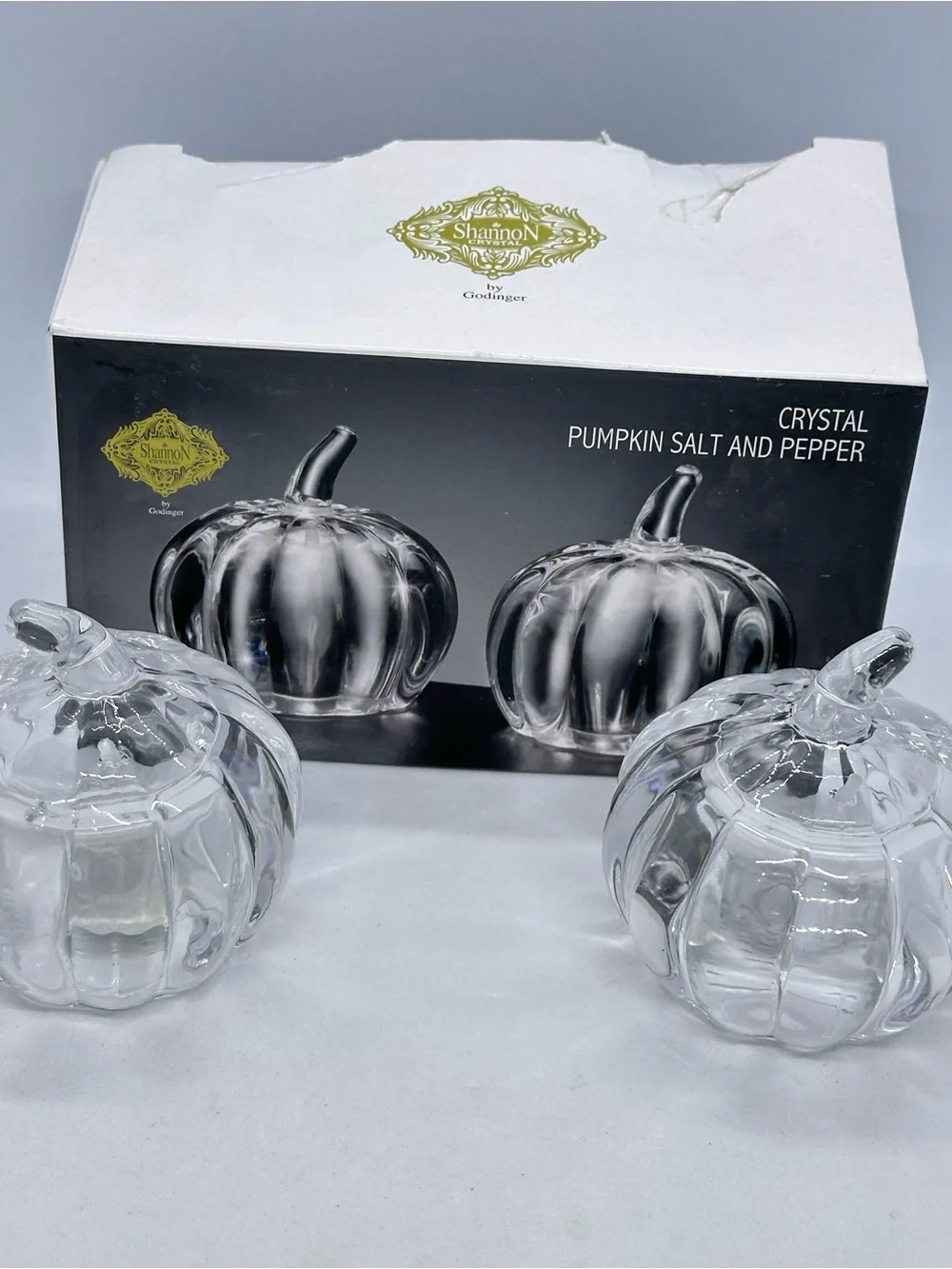 Godinger SHANNON CRYSTAL of Ireland Lead Crystal Pumpkin Salt/Pepper Shaker Set